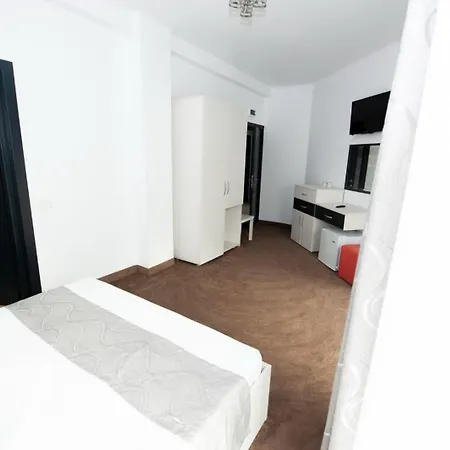 Cittadini 3*