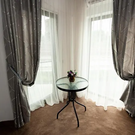 Cittadini 3* Navodari