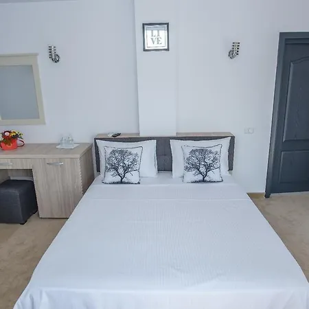Cittadini 3*